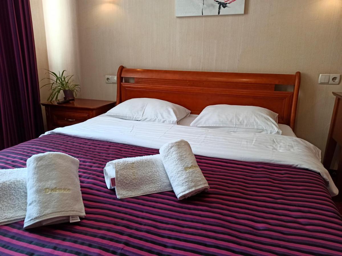 Apartments Deluxe Ivano-Frankivsk Luaran gambar