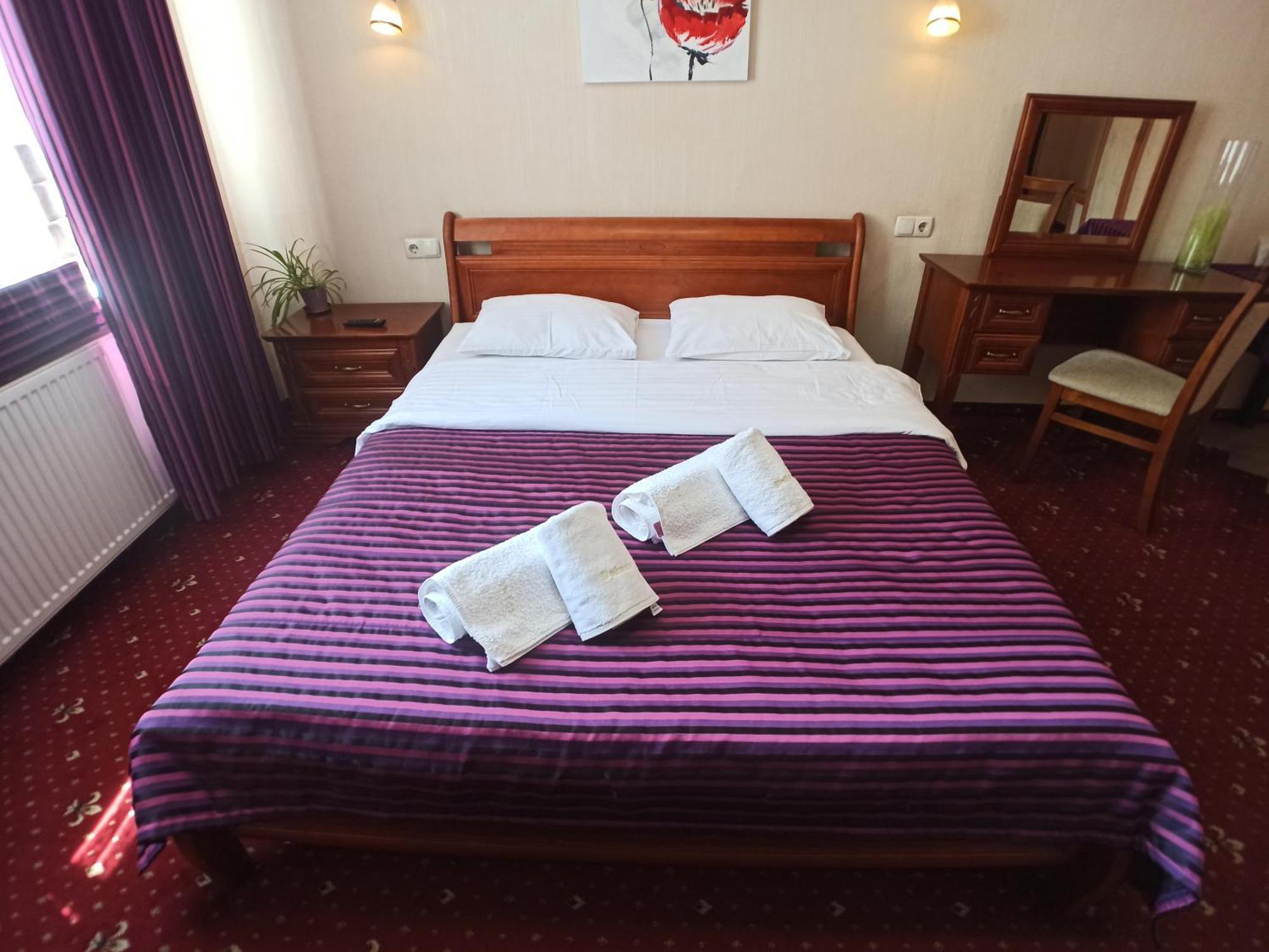 Apartments Deluxe Ivano-Frankivsk Bilik gambar