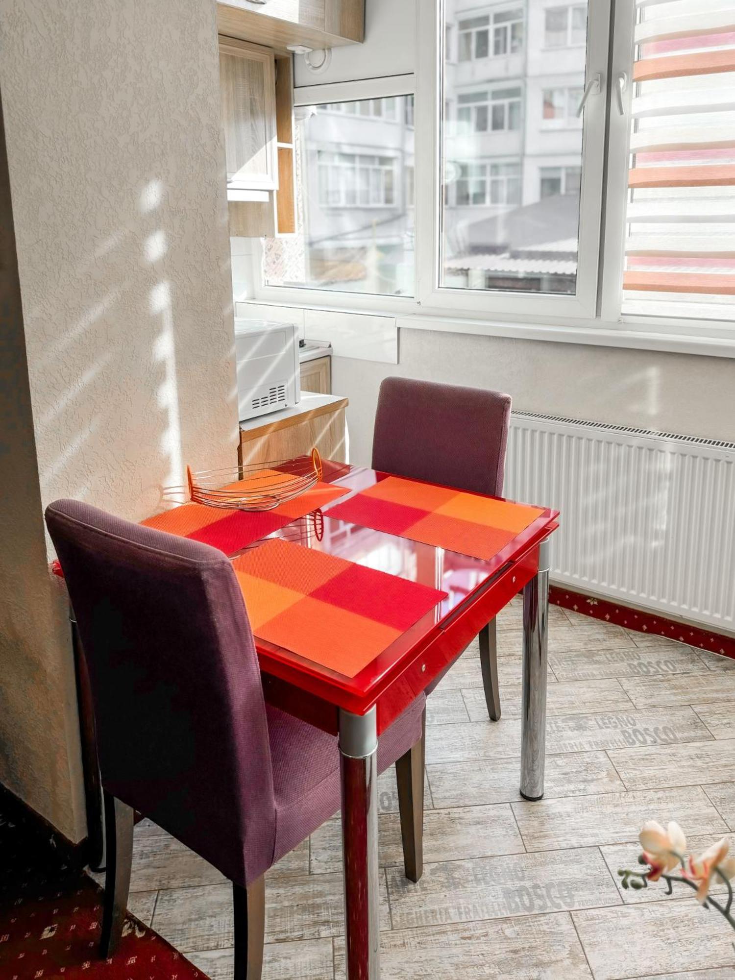 Apartments Deluxe Ivano-Frankivsk Luaran gambar