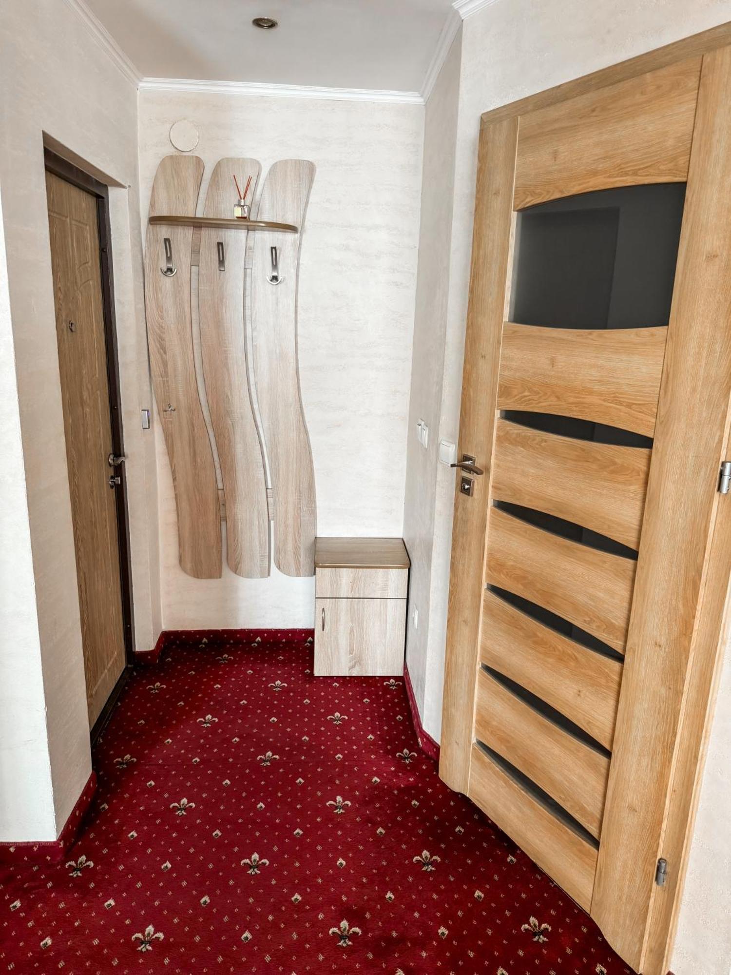 Apartments Deluxe Ivano-Frankivsk Luaran gambar