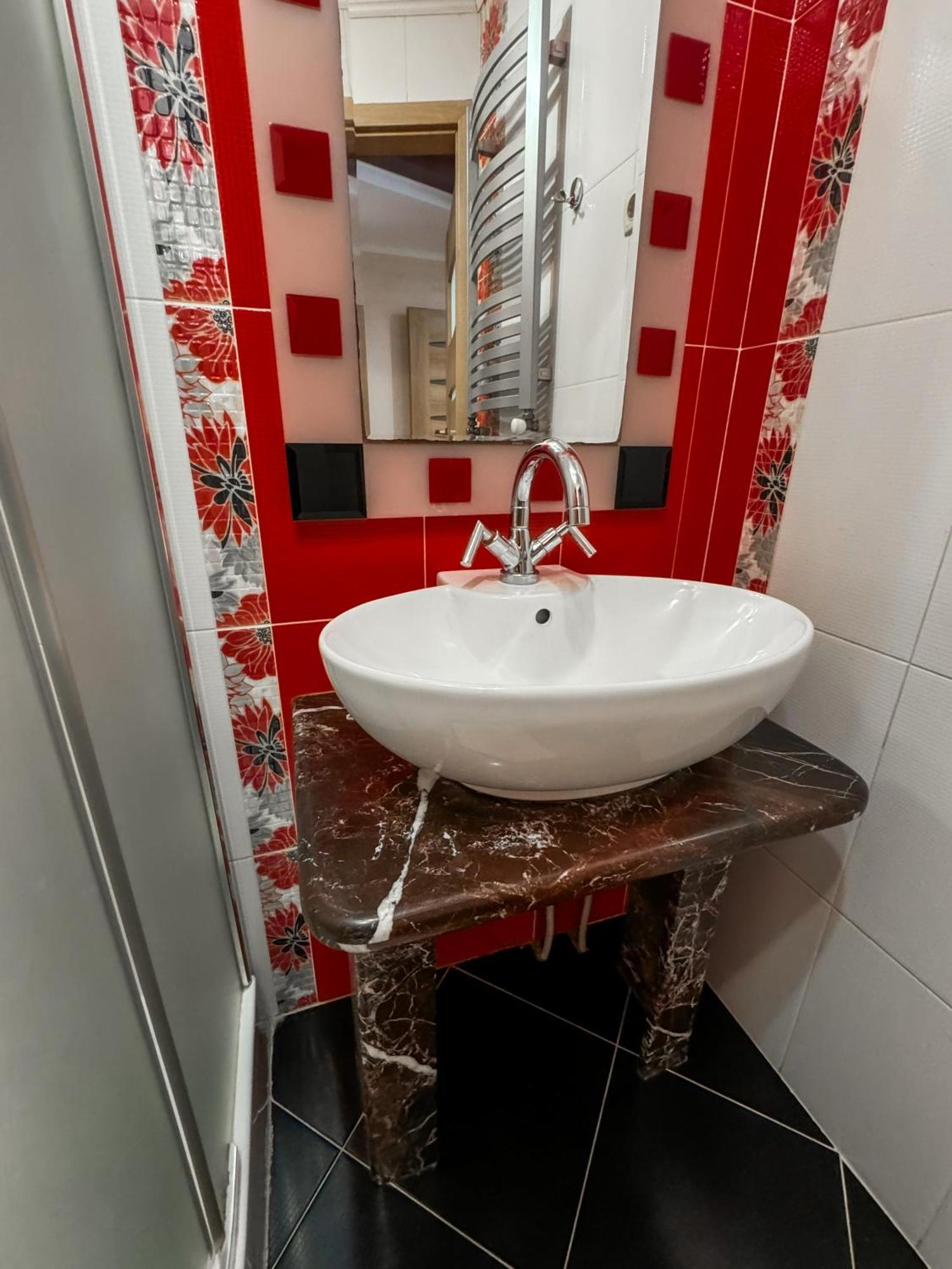 Apartments Deluxe Ivano-Frankivsk Luaran gambar