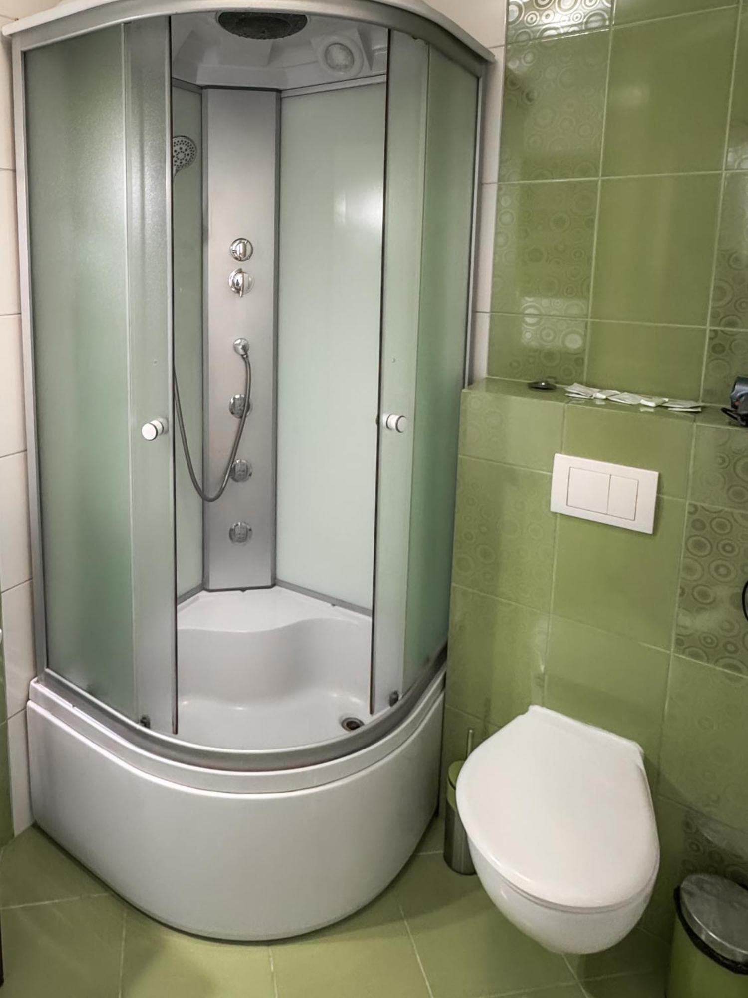 Apartments Deluxe Ivano-Frankivsk Luaran gambar