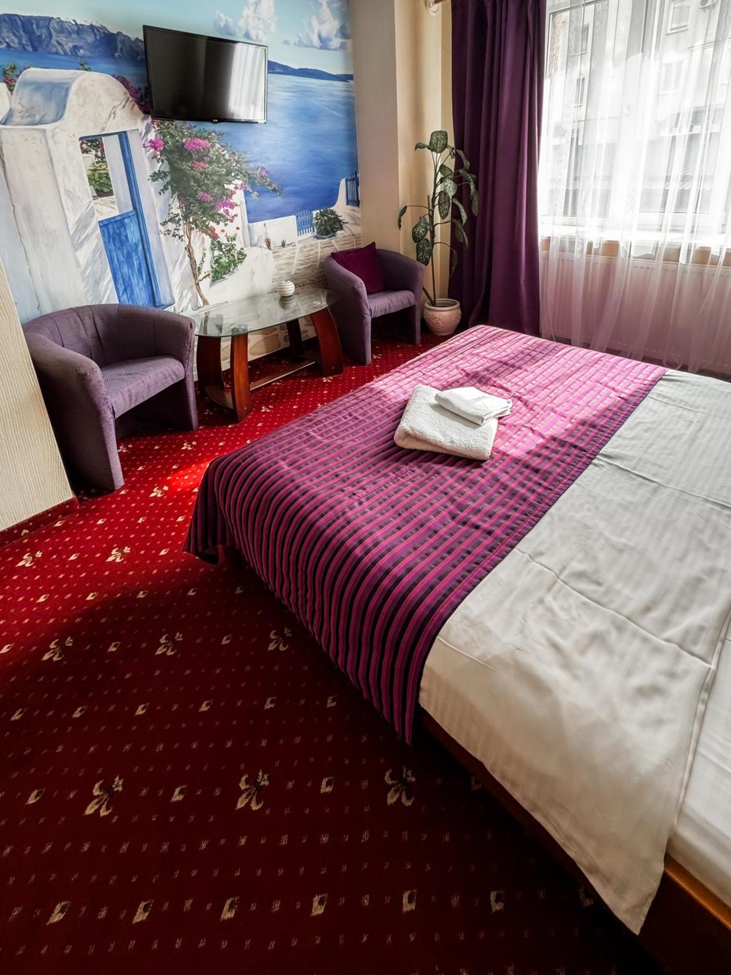 Apartments Deluxe Ivano-Frankivsk Luaran gambar