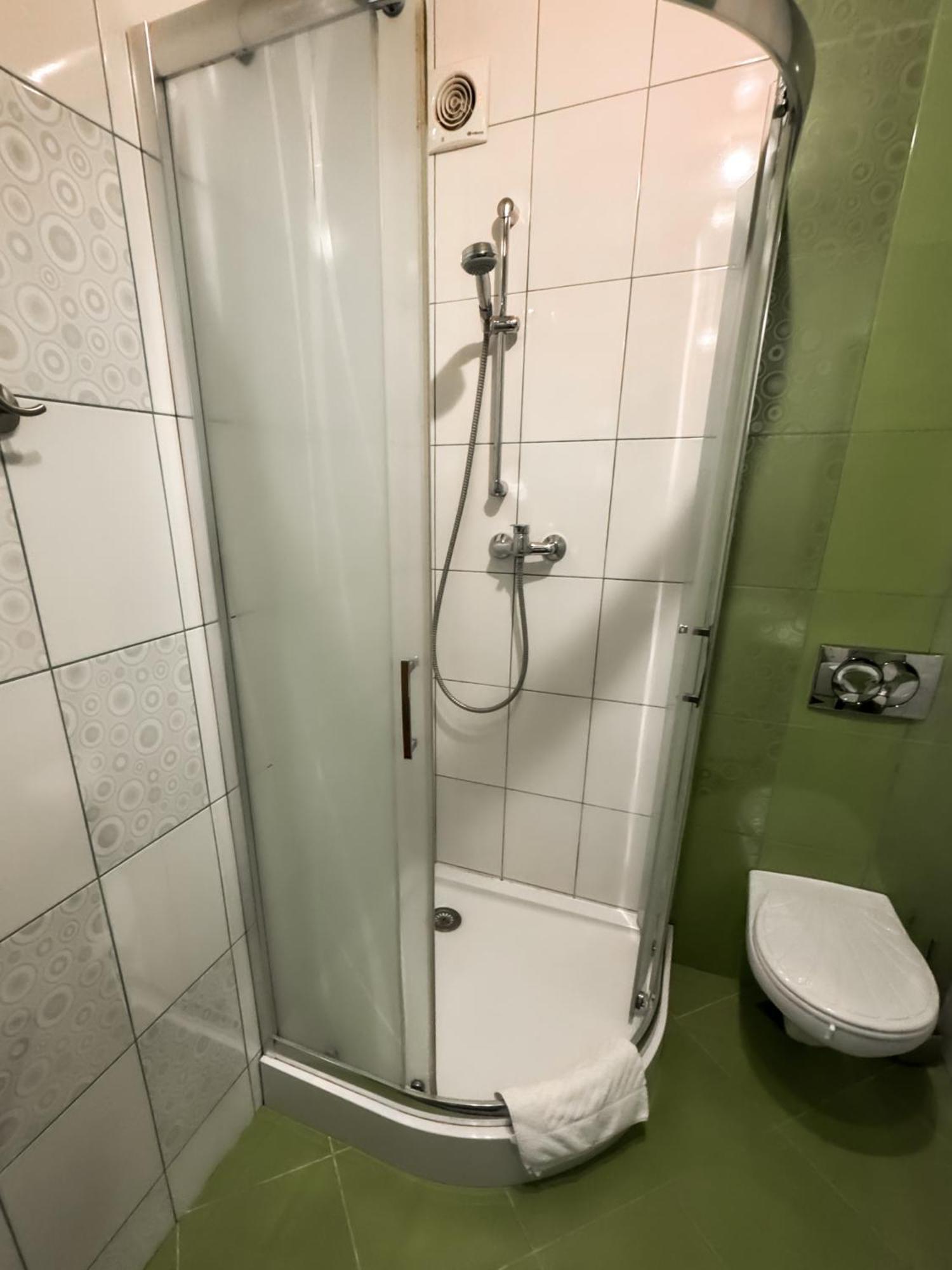 Apartments Deluxe Ivano-Frankivsk Luaran gambar