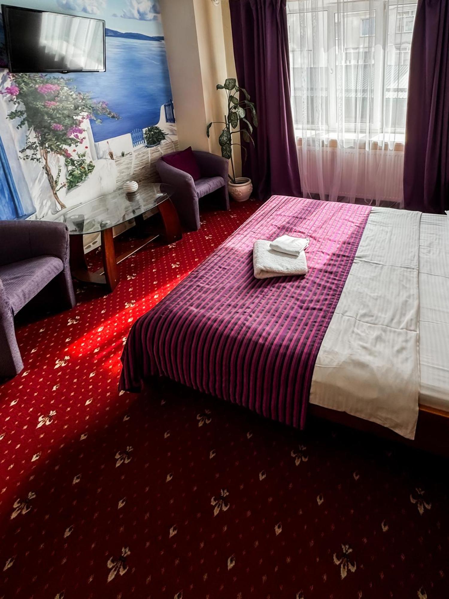 Apartments Deluxe Ivano-Frankivsk Luaran gambar