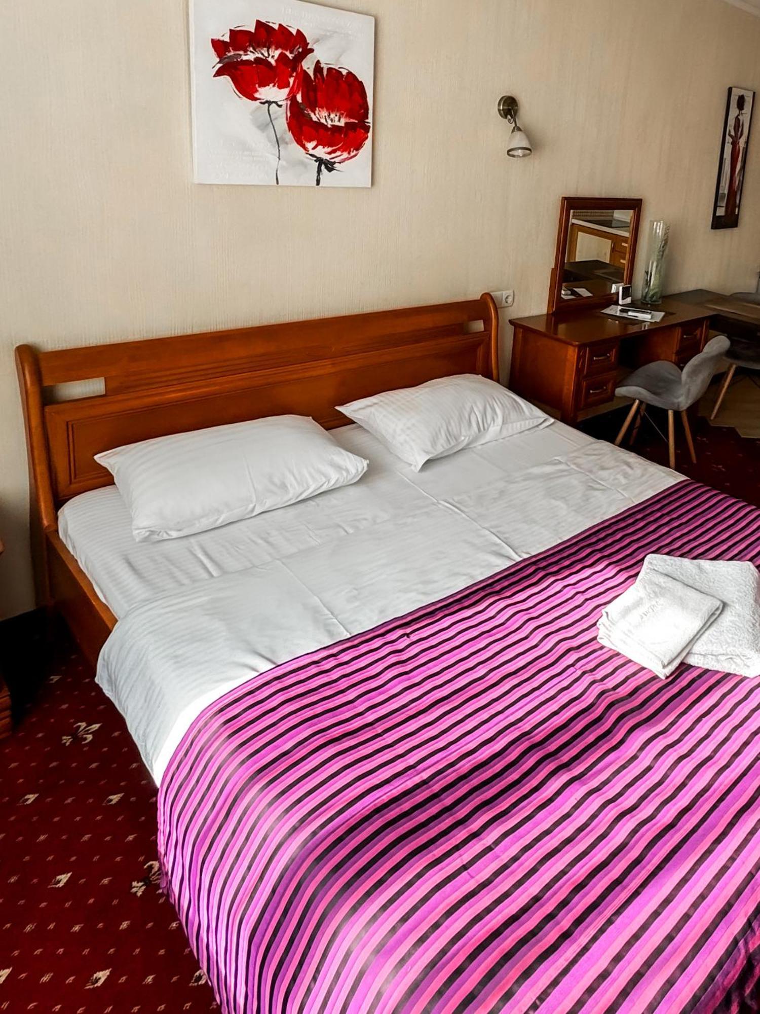 Apartments Deluxe Ivano-Frankivsk Luaran gambar