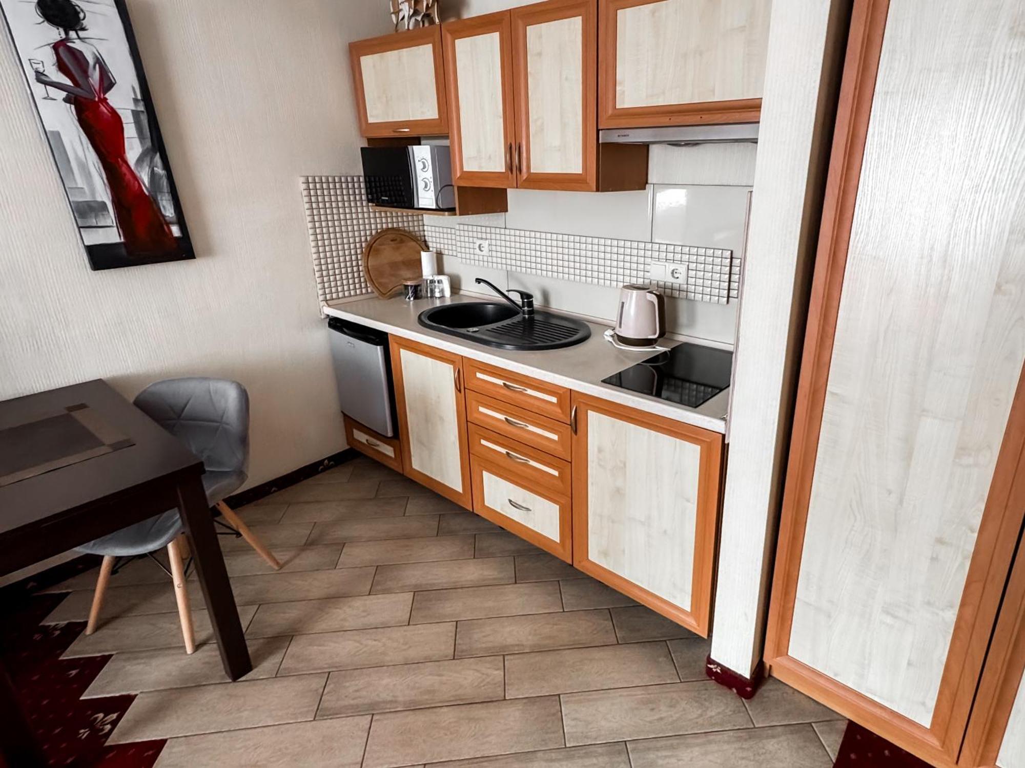 Apartments Deluxe Ivano-Frankivsk Luaran gambar